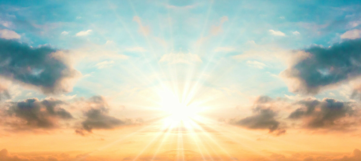 Auf diesem Foto sieht man einen Sonnenaufgang. So wie die Sonne Licht und Hoffnung bringt, möchte auch die Stiftung Lebenshilfe Trier Hoffnung geben und Zukunft gestalten.